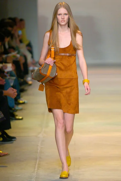 Look 12